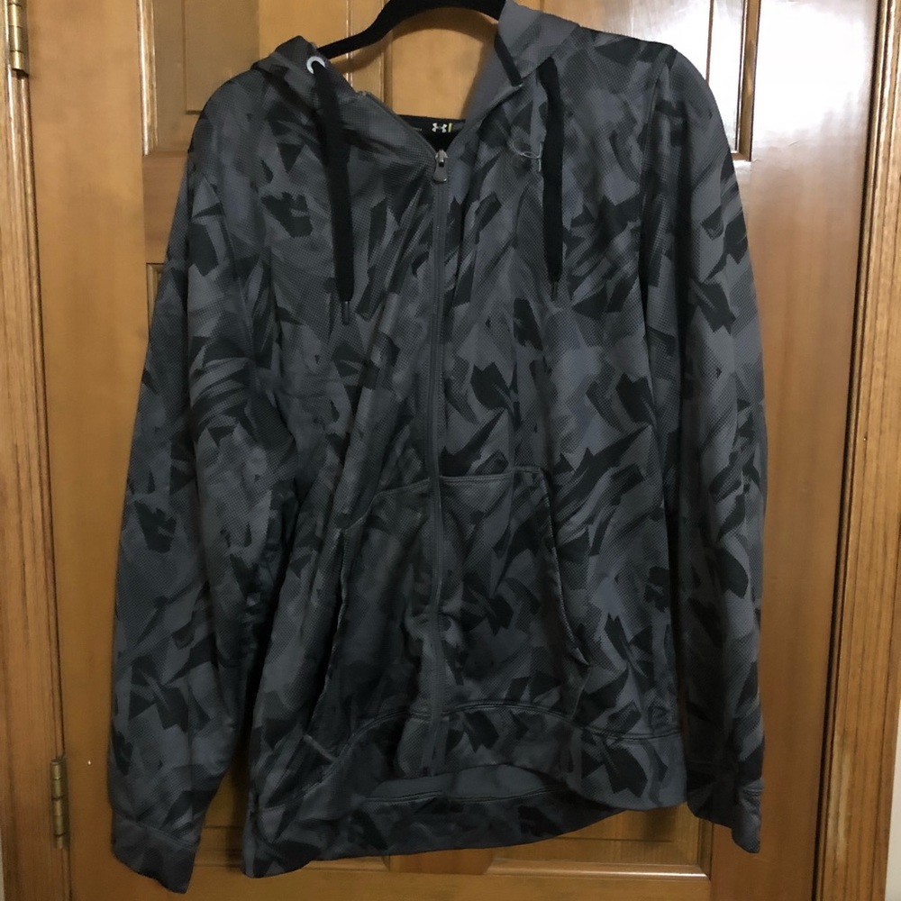 Under armour zip up sweatshirt large